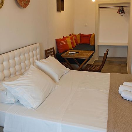 Joannes Vacation Rooms Adamantas  Room photo