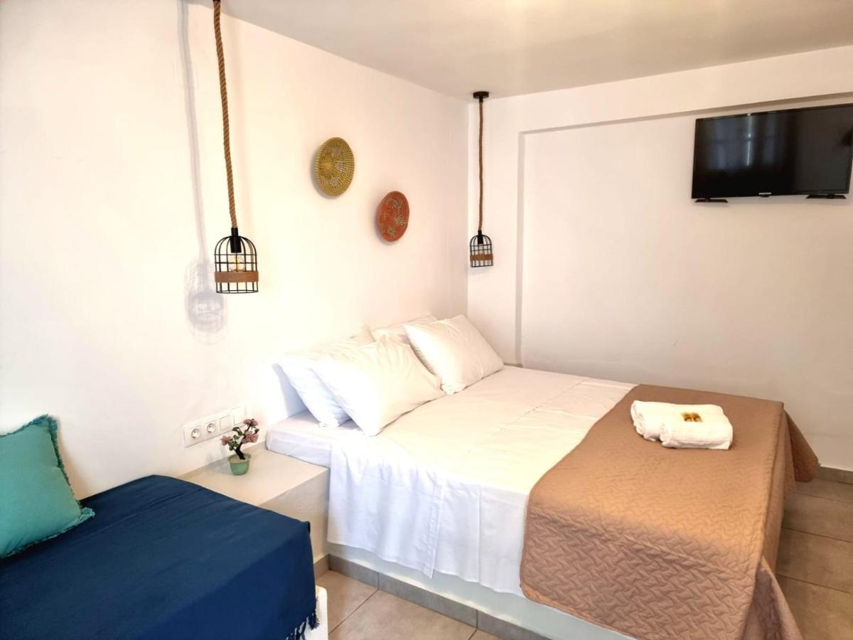 Joannes Vacation Rooms Adamantas  Exterior photo