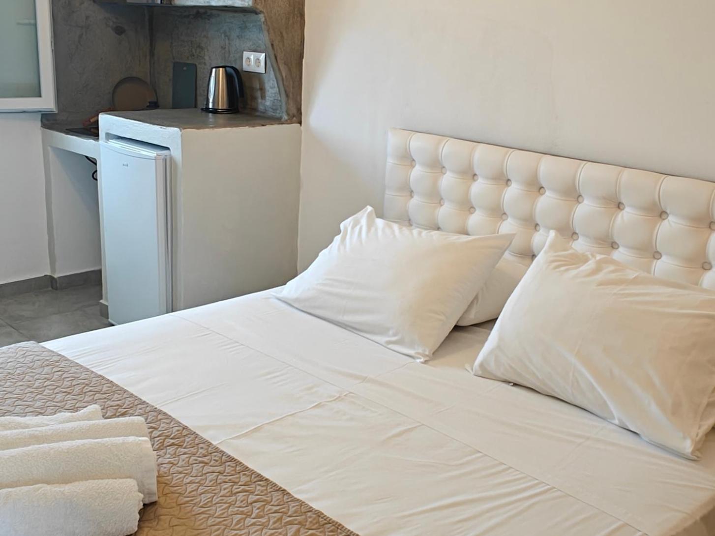 Joannes Vacation Rooms Adamantas  Exterior photo